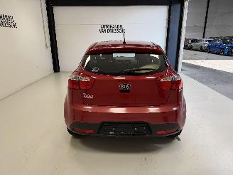Kia Rio  picture 5