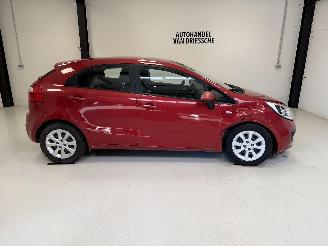 Schadeauto Kia Rio  2015/1