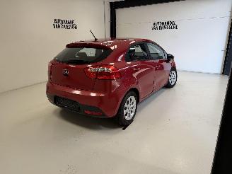 Kia Rio  picture 4