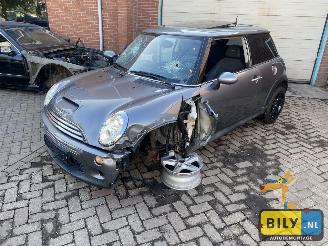 rozbiórka samochody osobowe Mini Cooper R53 1.6 2006/10