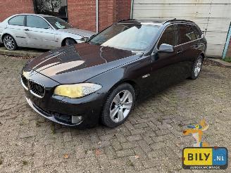 Vrakbiler auto BMW 5-serie F11 1 520D N47  sophisto-grau Brillanteffekt metallic 2012/1