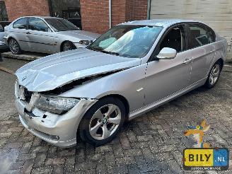 Coche siniestrado BMW 3-serie E90 320D N47N titan-silber (354) 2010/1