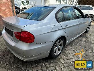 BMW 3-serie E90 320D N47N titan-silber (354) picture 3