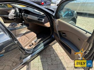 BMW 5-serie E60 525D M57N black-sapphire metallic (475) picture 15