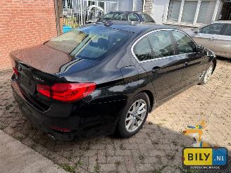 BMW 5-serie BMW G30 520D B47 black sapphire metallic picture 3