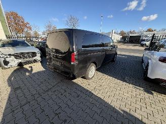 Mercedes V-klasse V-300 Avant-Garde extra lang / facelift picture 4