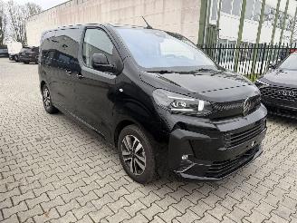Citroën SpaceTourer 2.0 HDI 130 kw Plus M picture 3