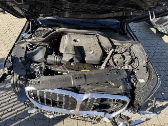 BMW 5-serie 530 e xDrive M Sport Pano HUD Plugin Hybrid picture 19