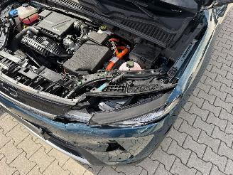 BYD  Atto 2 1.5 DM-i 156 kw boost plug-inn picture 14