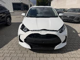 Toyota Yaris 1.5 Hybride Automaat HEV picture 2