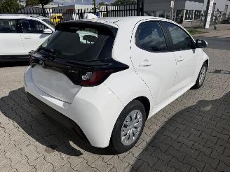 Toyota Yaris 1.5 Hybride Automaat HEV picture 4