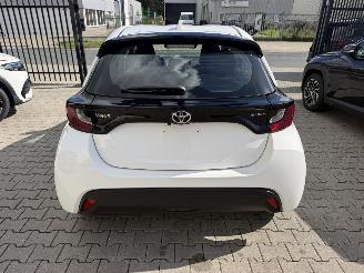 Toyota Yaris 1.5 Hybride Automaat HEV picture 5