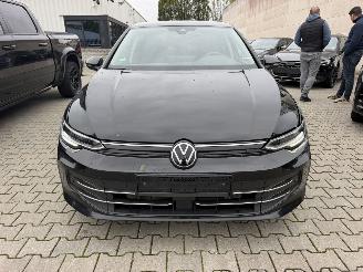 Volkswagen Golf 1.5 TSI Goal picture 2