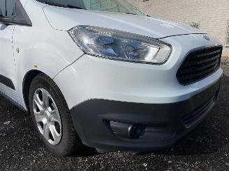 Ford Courier 1.5 TDCI picture 3