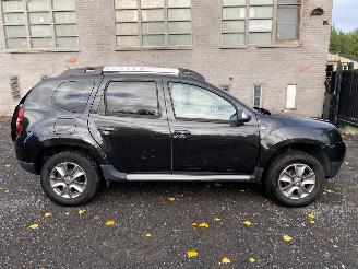uszkodzony samochody osobowe Dacia Duster ANNIVERSARY 2 2016/11