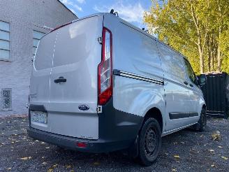 Ford Transit Custom 2.2TD picture 14