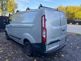 Ford Transit Custom 2.2TD picture 10