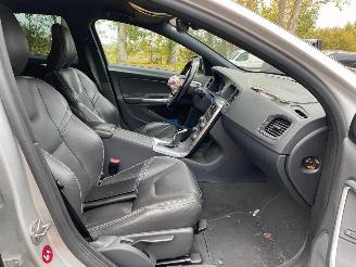 Volvo V-60 V 60 KINETIC picture 18
