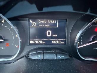 Peugeot 208 ALLURE picture 28