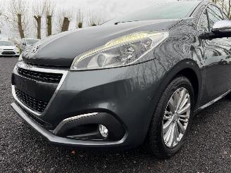 Peugeot 208 208 ALLURE picture 6