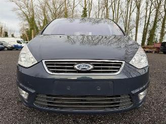 Ford Galaxy GHIA picture 4