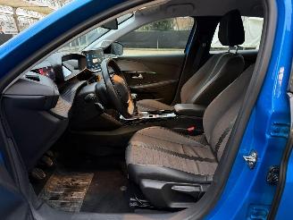 Peugeot 208 II ALLURE picture 16