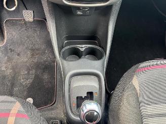 Peugeot 108 1.0 picture 28