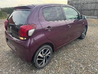 Peugeot 108 1.0 picture 16