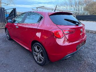Alfa Romeo Giulietta 1.6 JTD picture 10