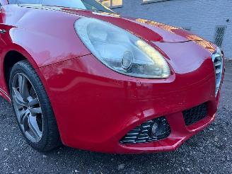 Alfa Romeo Giulietta 1.6 JTD picture 3