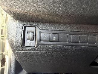 Peugeot 308 II SW STYLE picture 32