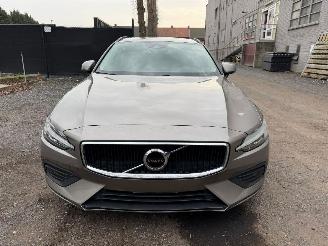 Volvo V-60 MOMENTUM picture 7