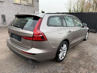 Volvo V-60 MOMENTUM picture 14