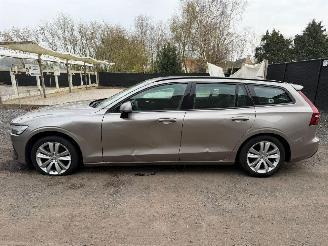 Volvo V-60 MOMENTUM picture 10