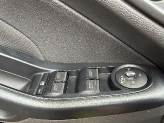 Ford Fiesta TREND picture 33