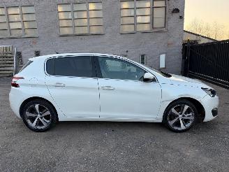 skadebil auto Peugeot 308 1.2 I 2015/5