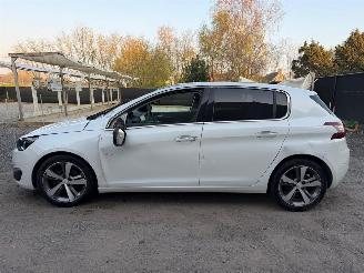 Peugeot 308 1.2 I picture 13