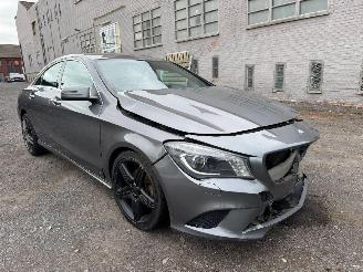 Mercedes Cla-klasse 200 picture 2