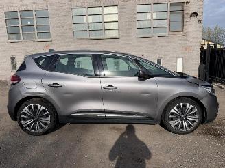 Unfallwagen Renault Scenic IV INTENS 2017/6