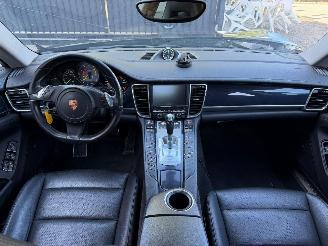 Porsche Panamera S E-HYBRID picture 26