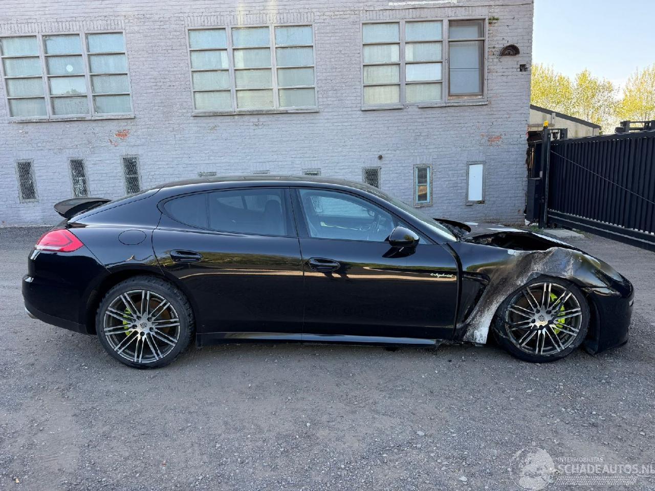 Porsche Panamera S E-HYBRID