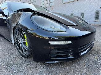Porsche Panamera S E-HYBRID picture 9