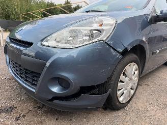 Renault Clio EXPRESSION picture 7