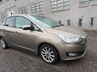 Ford C-Max TITANIUM picture 3