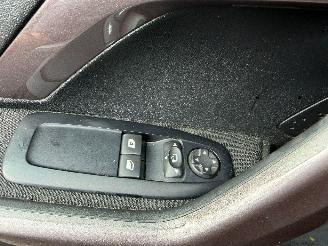 Peugeot 2008 ACCESS picture 32
