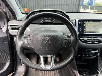 Peugeot 2008 ACCESS picture 25
