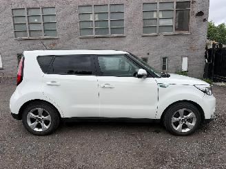 skadebil auto Kia Soul  2019/2