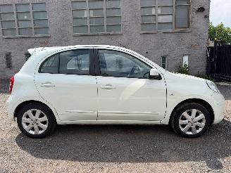 krockskadad bil auto Nissan Micra COMFORT YOUNG 2013/2