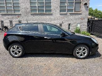 Unfallwagen Alfa Romeo Giulietta 1.6 JTD 2011/2