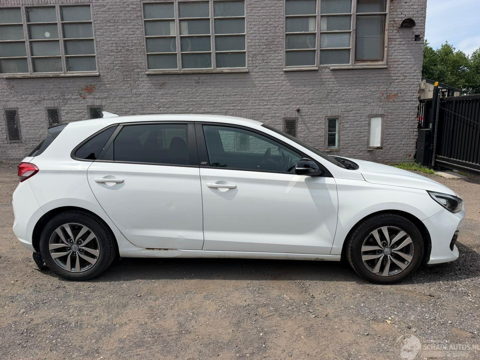 Hyundai I-30 I
